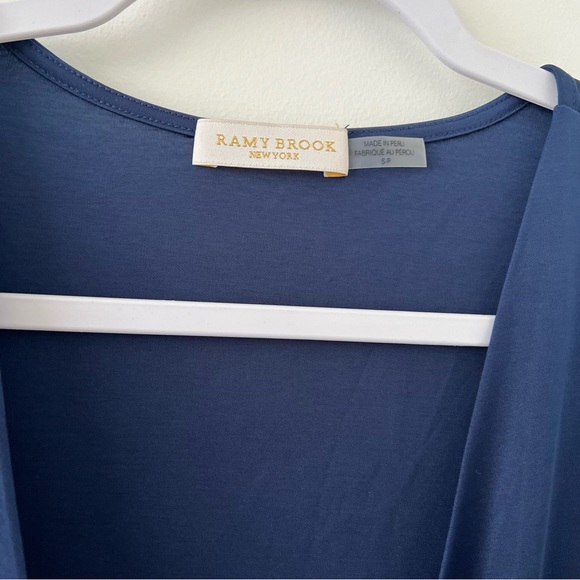 RAMY BROOK navy ruched sleeveless blouse v neck soft silky luxury staple - Picture 2 of 6